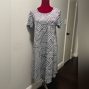 LuLaRoe Carly - size Small